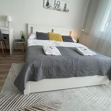 Magnolia Apartman เยอร์ ภายนอก รูปภาพ